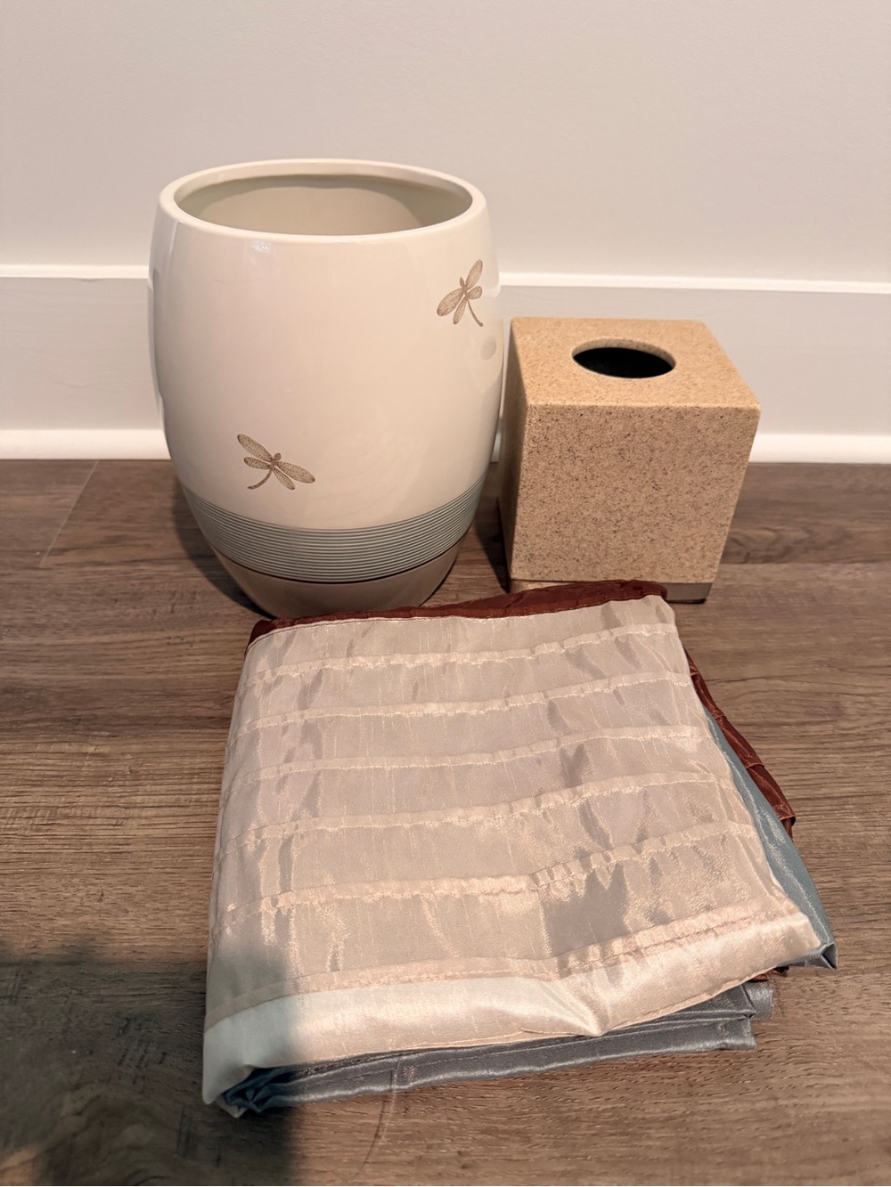 Beautiful Bathroom Set